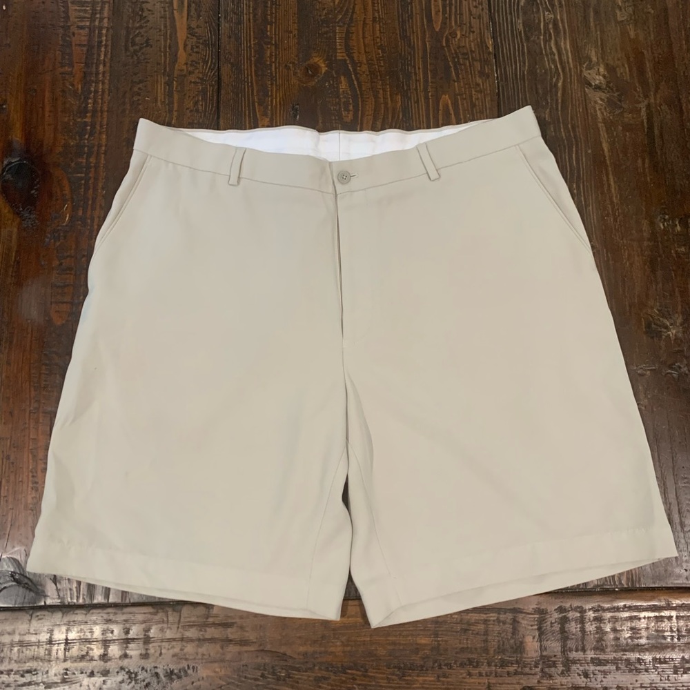 Alan Flusser golf shorts